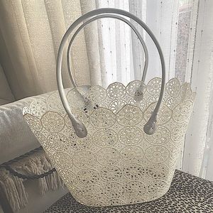 Pretty Vintage Beach Basket